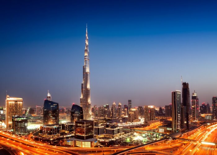 Dubai & Abu Dhabi Tour 6 Days – Dhow Cruise, Ferrari World, Miracle Garden & Burj Khalifa