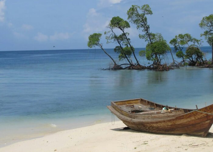 Discover Andaman 7 Days Tour Package – Port Blair, Ross Island, North Bay, Neil, Havelock, Radhanagar Beach, Wandoor, Chidiya Tapu sunsets and cultural experiences