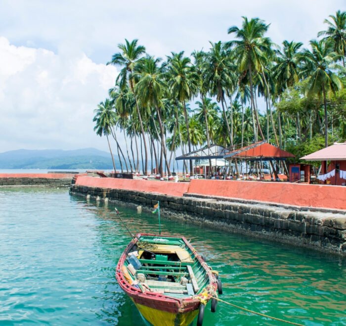 Memorable Andaman 6 Days Tour Package – Port Blair, Havelock Island, beaches, coral reefs, museums and cultural experiences