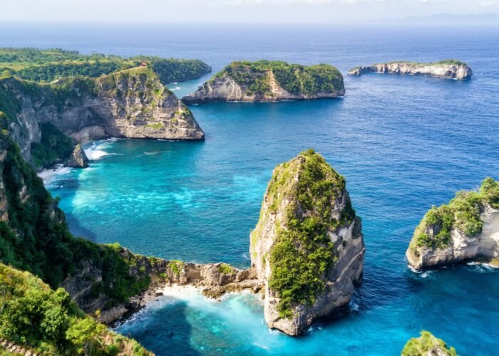 Broken Beach cove with rocky arch in Nusa Penida